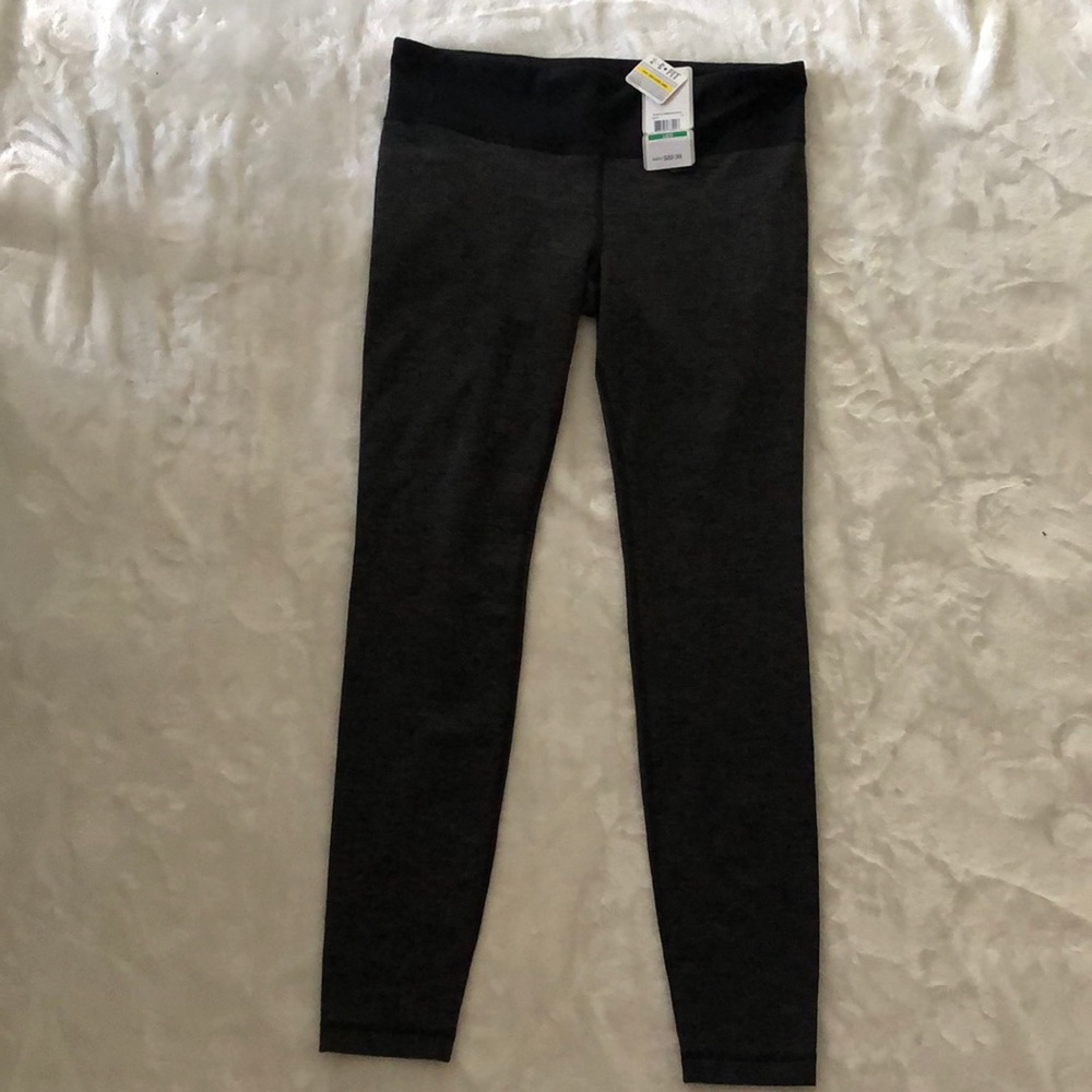 Under Armor Leggings - NWT‼️